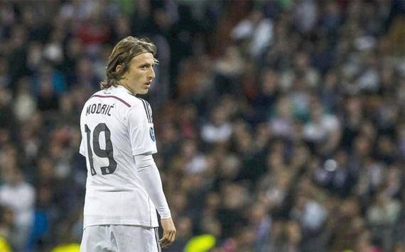 神户后卫：与申花的比赛并不轻松，感谢权田修一的扑点