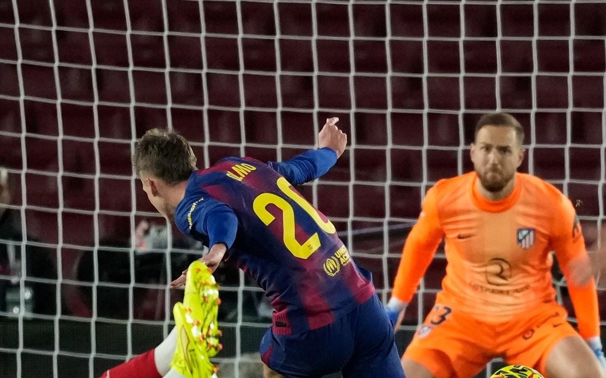 男子冰壶奥运落选赛：中国5-2菲律宾，豪取三连胜！稳居榜首