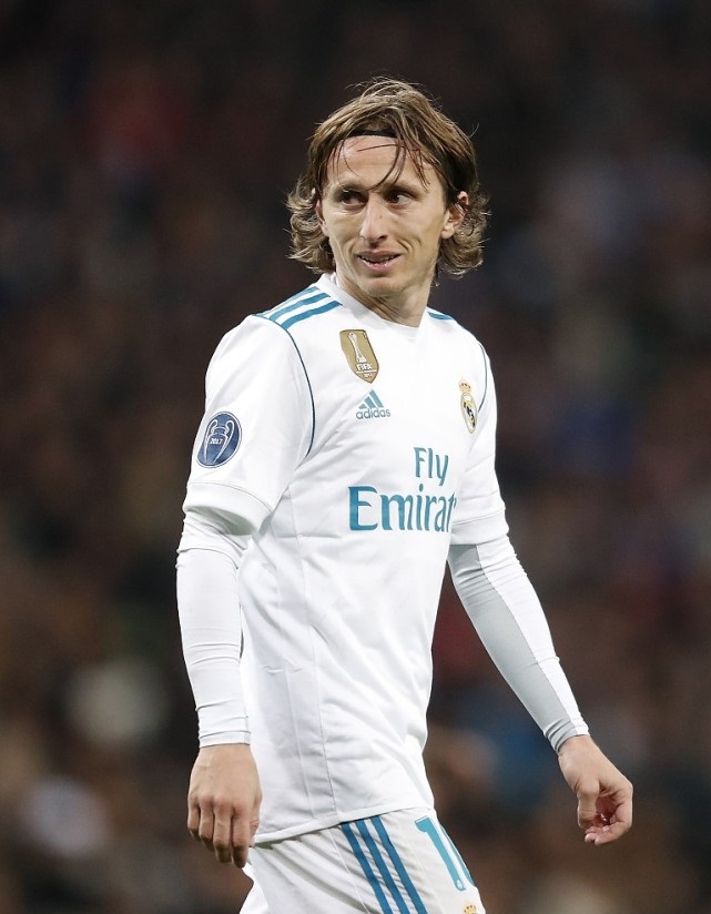 黄希扬：冲超后一直处于兴奋激动状态，身体允许的话会继续踢